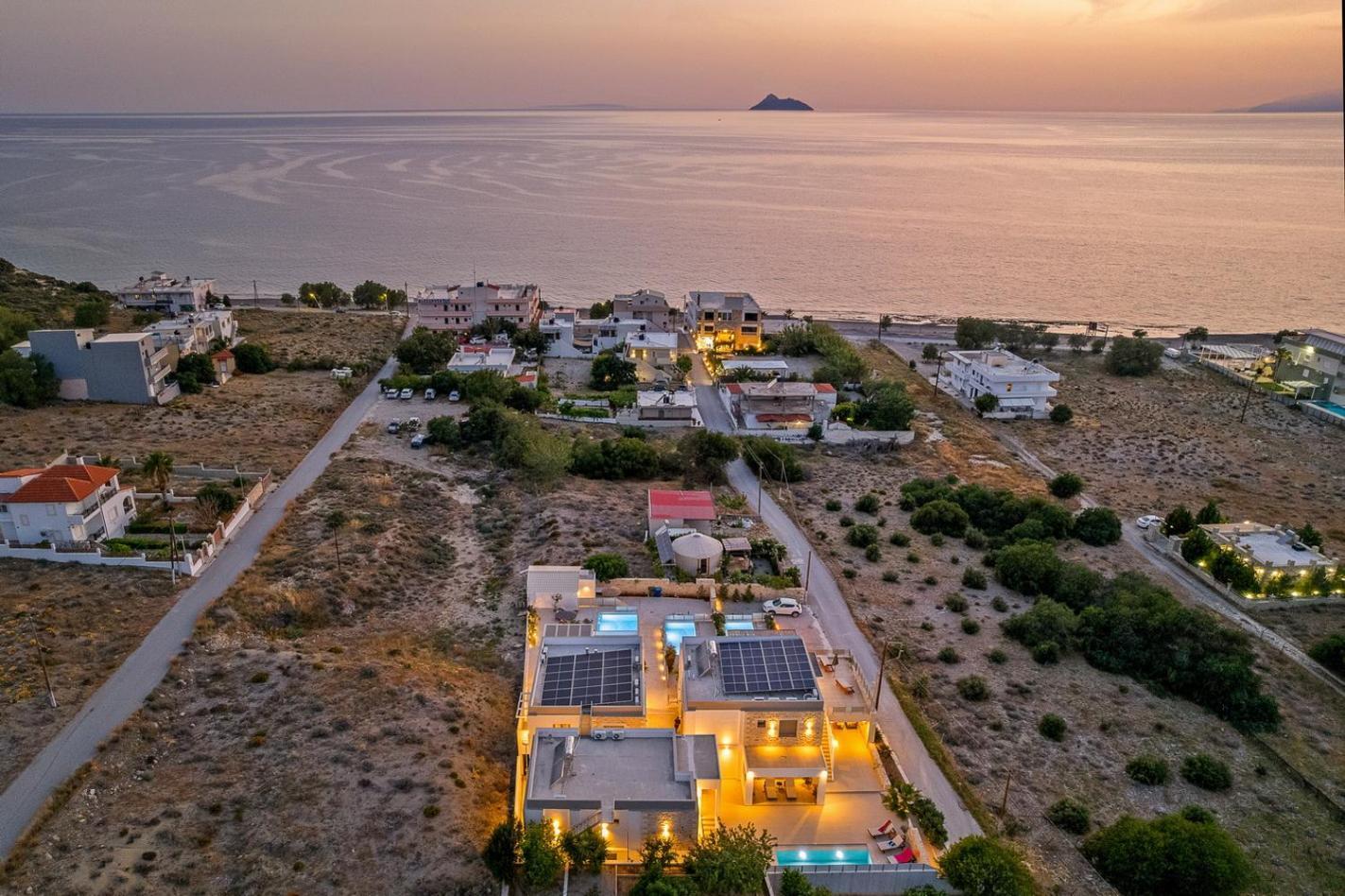 Ammokrinos Luxury Homes,150M From The Beach Καλαμάκι Εξωτερικό φωτογραφία